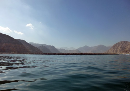 Musandam dhow cruise: hajókirándulás a fjordok közé