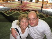 Molnar Gergely A couple in front of a fountain